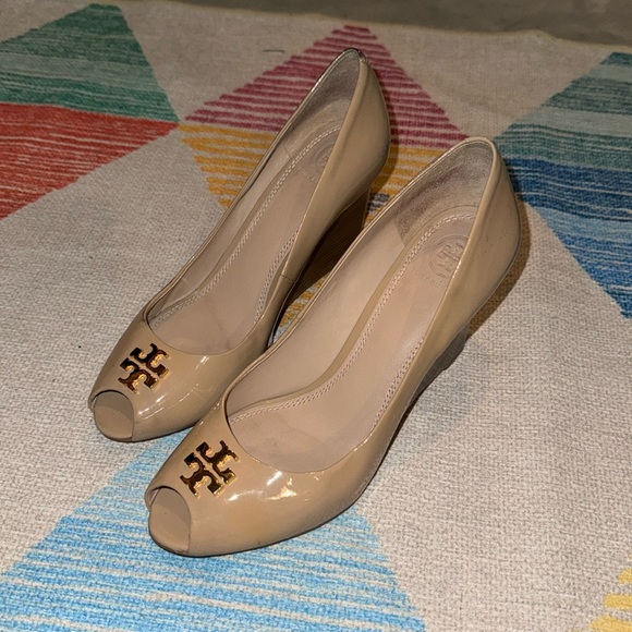 Tory Burch Shoes - Tory Burch patent leather wedge heels
